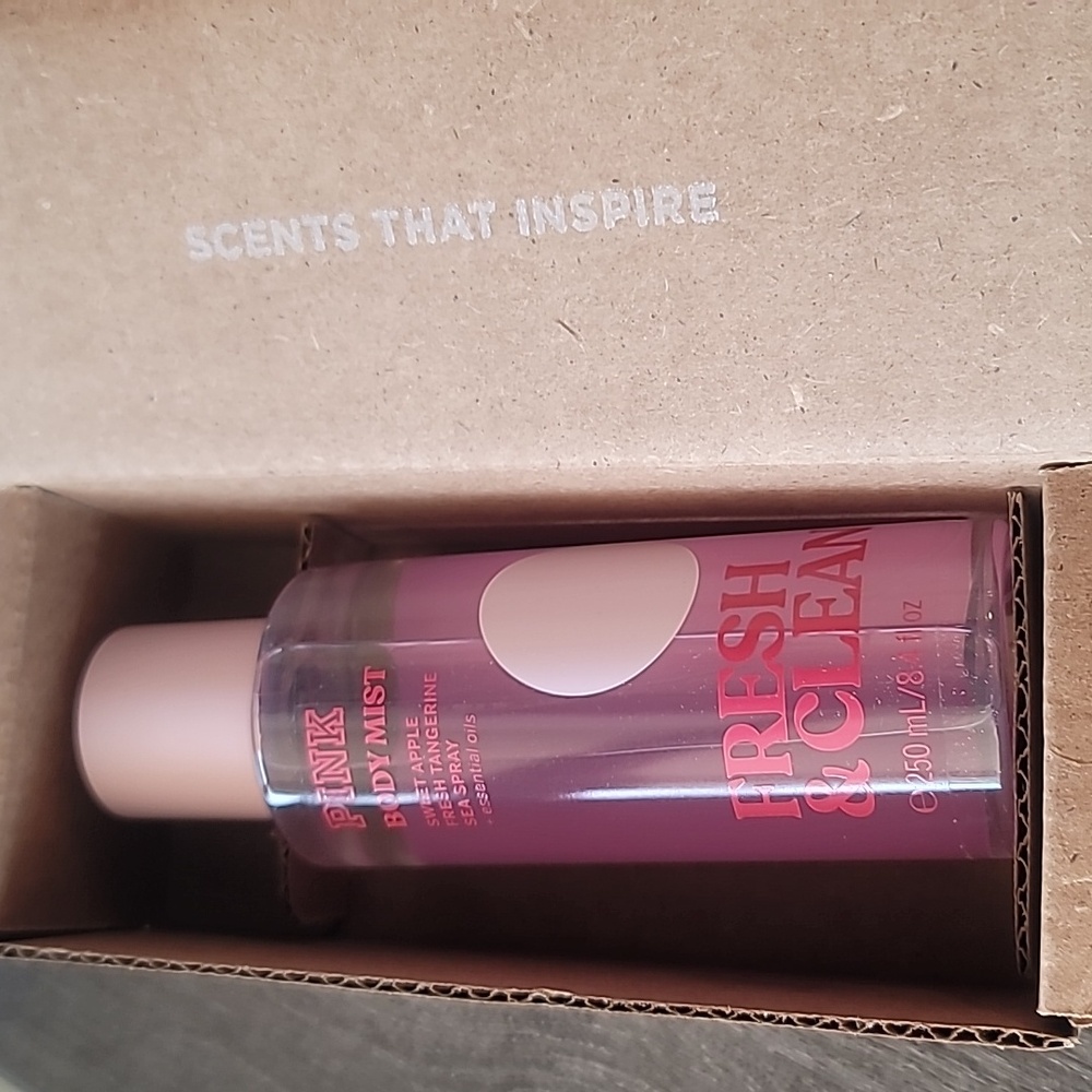 Victoria's Secret Fresh And Clean Fine Fragrance